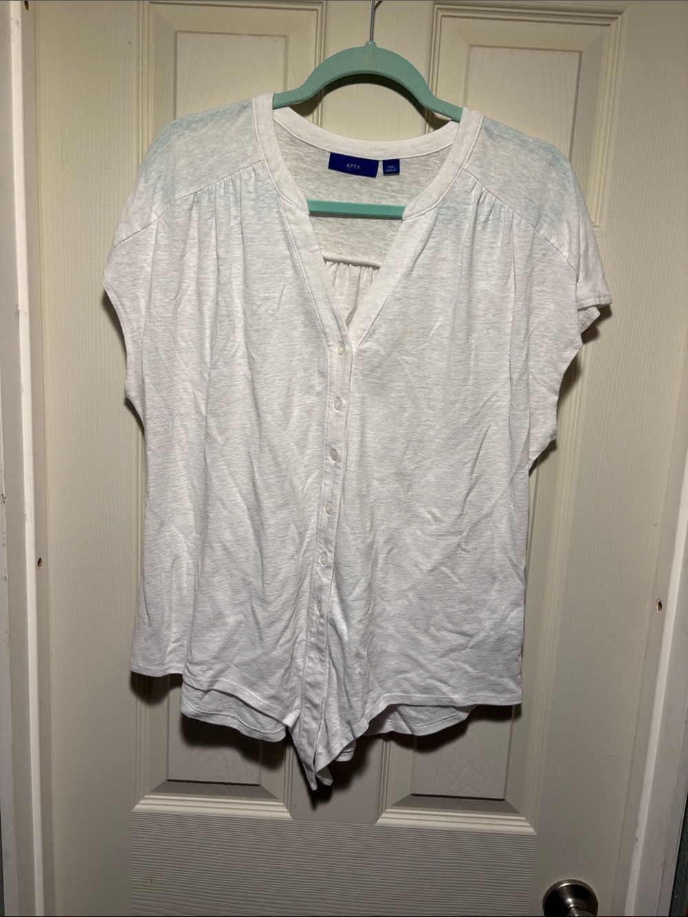 Apt. 9 White Button-Front Short Sleeve Top